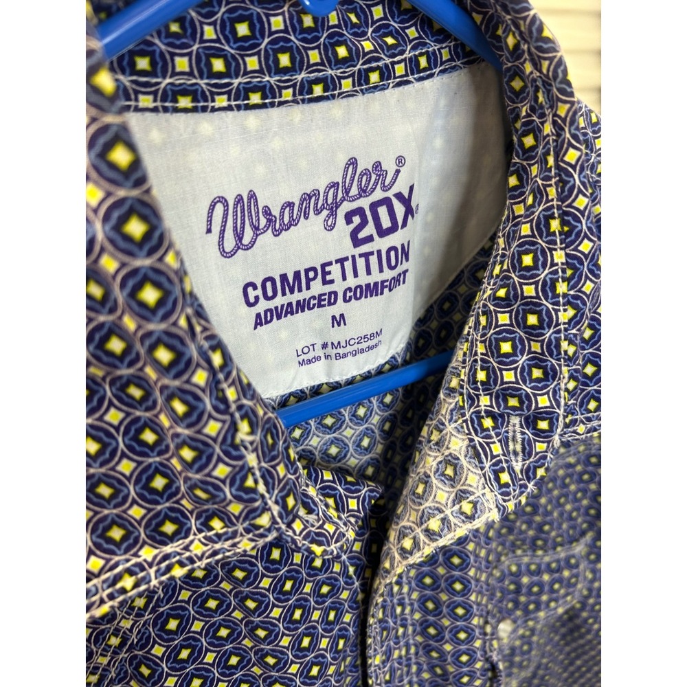Wrangler Shirt Men M Blue 20X Competition Western Pearl Snap Geometric Comfort - Picture 2 of 9